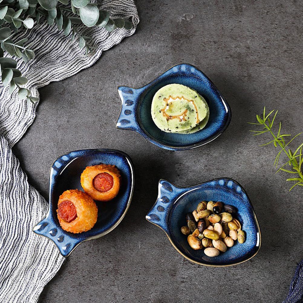 CALLARON 2Pcs Ceramic Dipping Bowl - 4.3 inch Fish Shape Sauce Dishes, 2 Oz Porcelain Serving Bowl, Small Bowl Dish for Appetizer, Sushi Soy Sauce, Snack, Seasoning, Dishwasher Safe